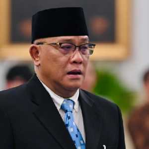 Usai Dilantik, Jumhur Tegaskan Status Hukum Bersih dari Vonis 10 Bulan