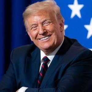 Donald Trump Sukses Runtuhkan Hegemoni AS