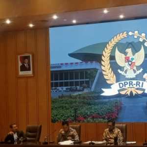 Jadi Biang Masalah, Perlintasan Sebidang Wajib Dievaluasi Total