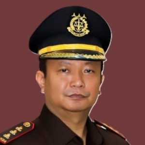 Aspidum Kejati Jatim Dicopot Buntut Terima Gratifikasi Kasus Jual Beli Kapal