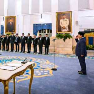 Reshuffle Bertahap Demi Jaga Stabilitas