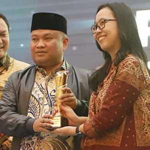 Sugiat Santoso Dinobatkan Sebagai Legislator Peduli HAM