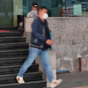 Bos Rokok Suryo Mangkir dari Panggilan KPK Picu Kecurigaan