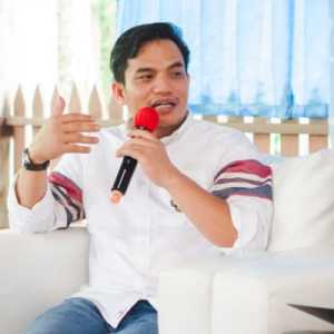 Ketika Kerja Nyata Bersuara Lebih Nyaring