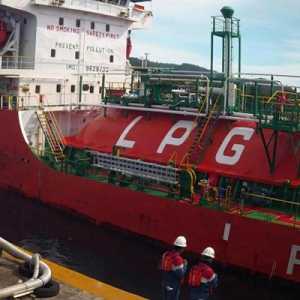 Armada Pertamina Terus Distribusikan Energi di Tengah Tantangan Global