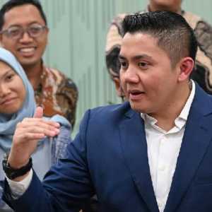 Teddy Bantah Isu RI Kaos, BBM Subsidi Tak Naik Jadi Bukti