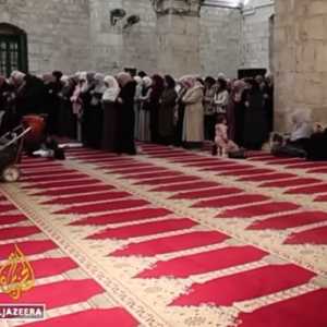 Masjid Al Aqsa Kembali Dibuka Setelah 40 Hari Ditutup