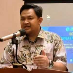 Semiotika Sakit Elite dan Hak Sehat Publik