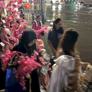 Batal Gegara Hujan, Peserta Semarang Night Carnival Kecewa Berat