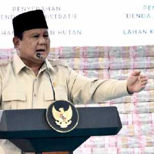 Prabowo Pamer Gaji Hakim RI lebih Tinggi dari Malaysia dan Singapura