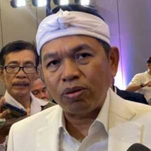 Dedi Mulyadi Janji Tiga Hari Bereskan Sampah Bandung Raya