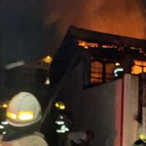 Rumah di Grogol Petamburan Dilalap Api