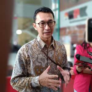 Pengusaha Daud Husni Bastari dan Josef Kandiawan Dipanggil KPK