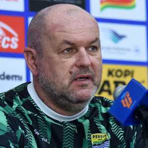 Tinggalkan Kursi Pelatih Persib, Bojan Hodak Emban Misi Rahasia di Balik Layar