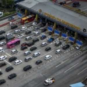 157 Ribu Kendaraan Lintasi Tol Banyumanik selama Long Weekend