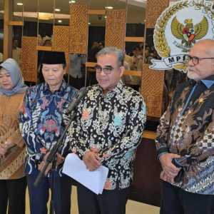 MPR Siapkan Sanksi Juri LCC Empat Pilar MPR Kalbar