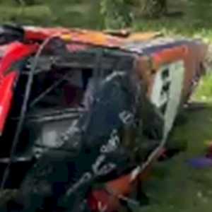 Bus Terguling di Tol Sergai, Empat Penumpang Tewas