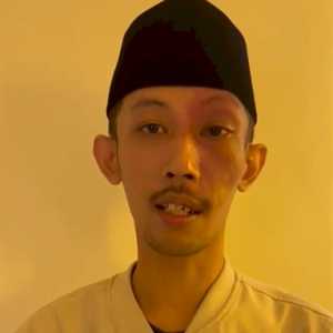 Ahmad Syahri Minta Maaf Ke Prabowo Usai Merokok dan Main Game di Ruang Rapat