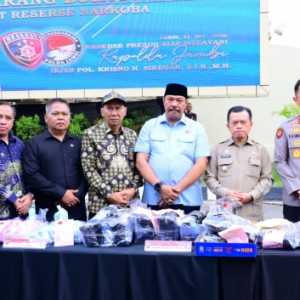 Polda Jambi Musnahkan 20 Kg Sabu dan Puluhan Ribu Ekstasi