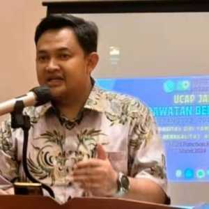 Disonansi Senyum pada Distorsi Ekonomi