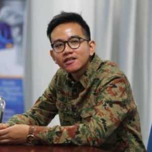 Turun Gunung Jokowi untuk Gendong Gibran dan Kaesang