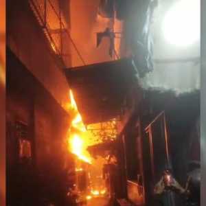 27 Rumah Terbakar di Permukiman Padat Penduduk Krendang