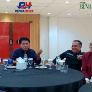 Pentahelix Lunch: Rupiah Melemah Hingga Tantangan Investasi di Indonesia