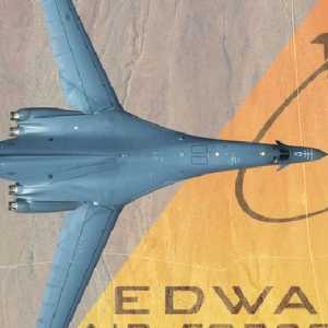 Bomber B-52 AS Jatuh di California, Delapan Awak Diduga Tewas