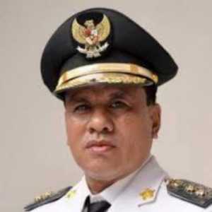 Bupati dan Sekda Kuansing Akhirnya Serahkan Diri ke KPK