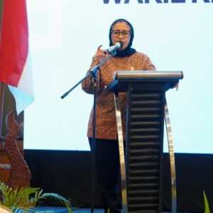 Rekam Jejak Nanik S. Deyang, dari Jurnalis Lapangan hingga Merengkuh Pucuk BGN