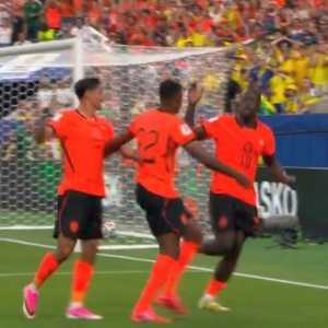 Belanda Buka Asa Lolos 32 Besar Usai Gulung Swedia 5-1