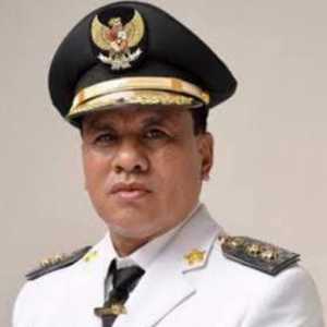 Kabur saat OTT, Bupati Kuansing Suhardiman Amby Diultimatum KPK