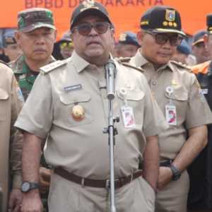 Rano Pastikan Kebutuhan Dasar Pengungsi Korban Kebakaran Kemayoran Terpenuhi