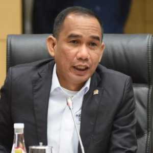 Kepercayaan Publik Naik, DPR Minta Reformasi Internal Polri Diperkuat