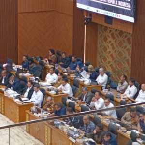 Banggar Sepakati Asumsi Makro 2027, Ini Rinciannya