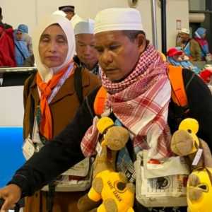 Pak Haji dan Bu Hajah Diharap jadi Teladan di Tengah Masyarakat