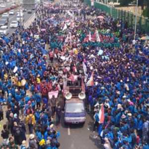 Tiyo Ardianto dan Tradisi Panjang Anak Rakyat dalam Sejarah Pergerakan Indonesia