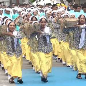 Pertunjukan Tari Agro Maritim yang ditampilkan siswa dan siswi sekolah menengah atas di Gorontalo (Foto: YouTube Sekretariat)
