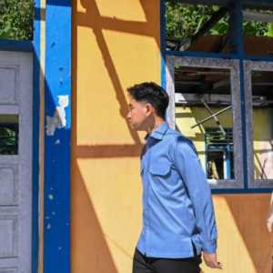 Gibran Pastikan Negara Hadir Perbaiki Sekolah yang Pernah Terbakar