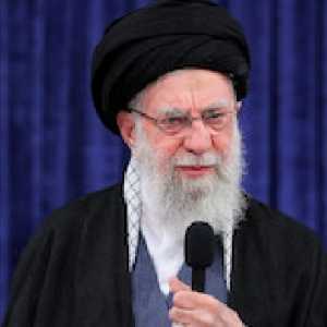 Prosesi Pemakaman Ayatollah Ali Khamenei akan Dimulai 4 Juli