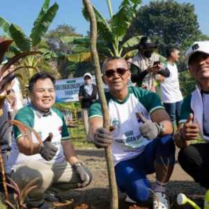 Ketua DPRD Kota Bogor Dorong Aksi Nyata Tanam Pohon