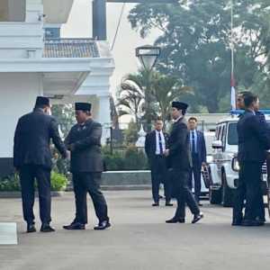 Tiba di Kemhan, Prabowo Hadiri Penghormatan Terakhir untuk Ryamizard