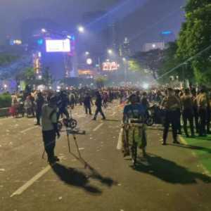 Tertib, Massa di Bundaran HI Balik Kanan