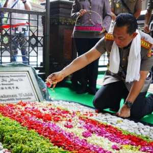 Kapolri Kenang Jejak Reformasi Gus Dur