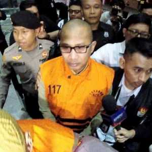 Bos Operasional Maktour Hampir Nangis Digiring ke Rutan KPK