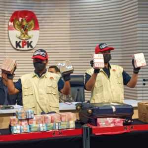 KPK: Oknum Brimob Terima Aliran Uang Hasil Pemerasan