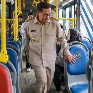 Kenaikan Tarif Transjakarta Masih Digodok