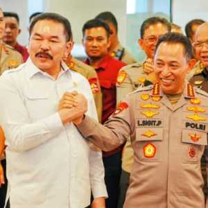 Kapolri Temui Jaksa Agung: Tidak Ada Masalah di Antara Kami