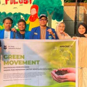 PMII Jakpus Tanam Pohon Awali Gerakan Green Movement