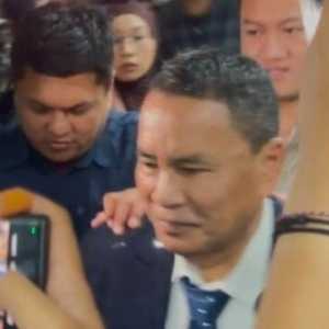 Datangi Kejagung, Hotman Klaim Ditunjuk Jadi Kuasa Hukum Febrie